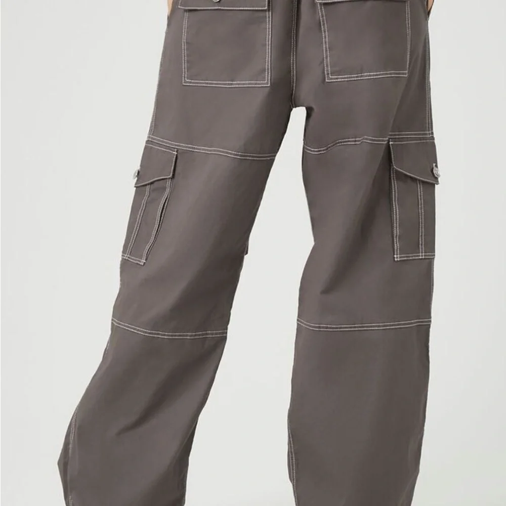 Womens Cargo pants - Picture 3 of 3